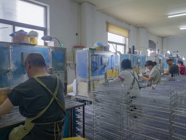 Mold Preparation during optical lens production